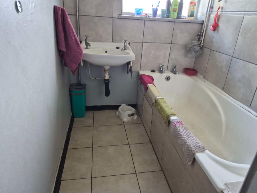 3 Bedroom Property for Sale in Algoa Park Eastern Cape